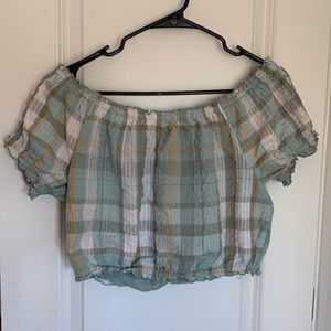 American Eagle off the shoulder top